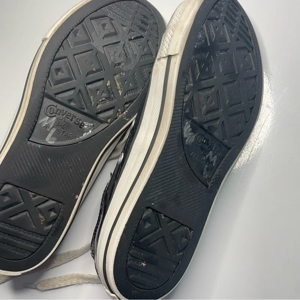 Converse All Star Low Tops Size Kids 2 Shiny Black Stars Moons PRELOVED - Picture 9 of 10